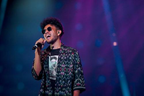 Sempat Punya Boyband, Kini Teddy Adhitya Mantap Berkarier Solo